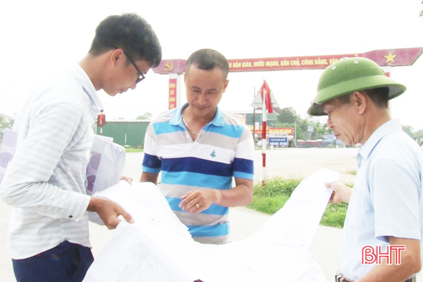 Bộ GTVT bàn giao mốc lộ giới dự án cao tốc Bắc - Nam cho Hà Tĩnh