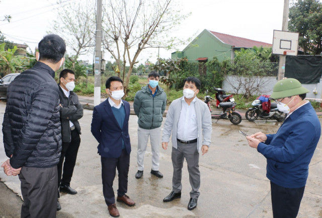 Lãnh đạo CDC Hà Tĩnh chỉ đạo công tác phòng, chống dịch tại phường Thạch Linh – thành phố Hà Tĩnh