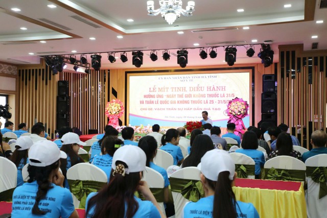 Hà Tĩnh: Mít tinh, diễu hành hưởng ứng Ngày thế giới không khói thuốc lá (31/5) và Tuần lễ Quốc gia không thuốc lá (25-31/5/2025)