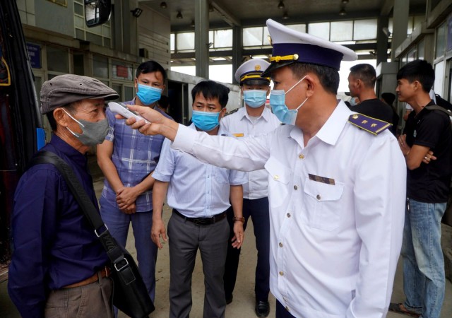 Không hoang mang lo lắng - không chủ quan trước biến thể mới BA.3.2 “ve sầu” của COVID-19