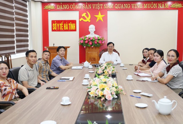 Hội thảo tập huấn về công tác giám sát, phòng chống bệnh do vi rút Ebola