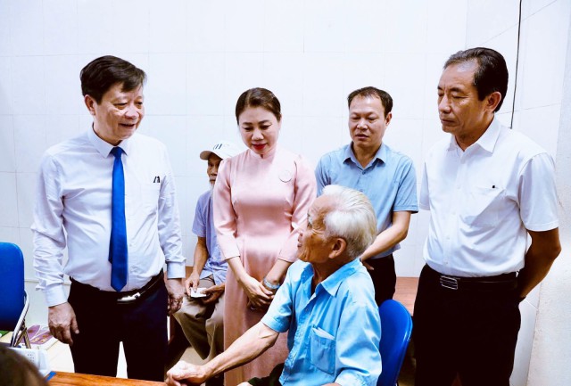 Sở Y tế Hà Tĩnh đôn đốc triển khai khám sức khỏe định kỳ, khám sàng lọc miễn phí cho người dân