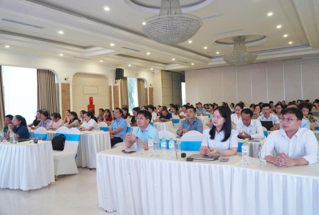 Hà Tĩnh tập huấn cập nhật quy định mới và hướng dẫn chuyên môn về tiêm chủng
