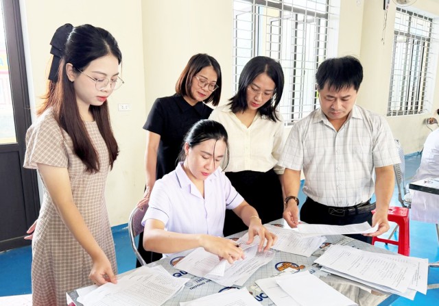 Giám sát công tác khám sức khỏe học sinh đầu năm học 2026 – 2027