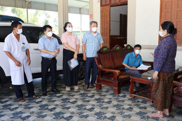 Chủ động phòng ngừa cúm gia cầm H5N1 lây sang người tại xã Đồng Tiến